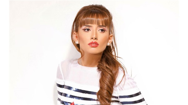 الفنانة زينة الفنانة زينة