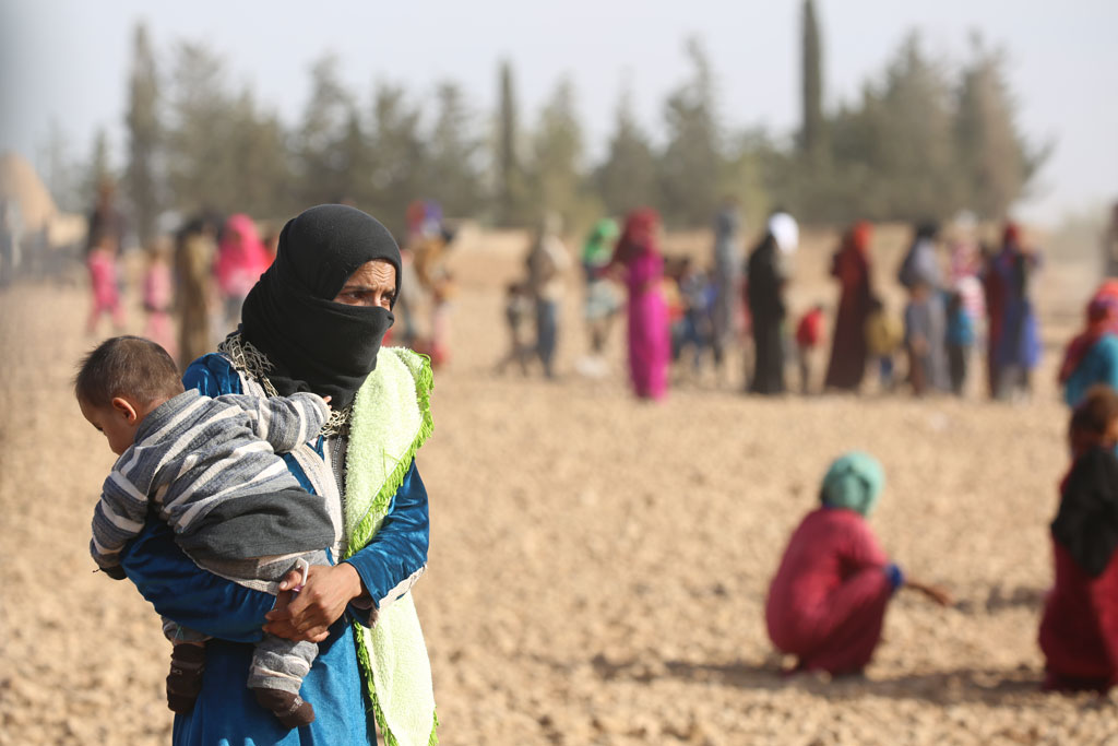 عالقون في الرقة