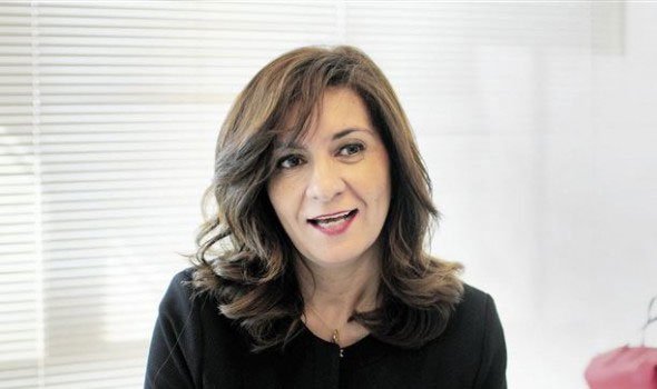 السفيرة نبيلة مكرم وزيرة الهجرة