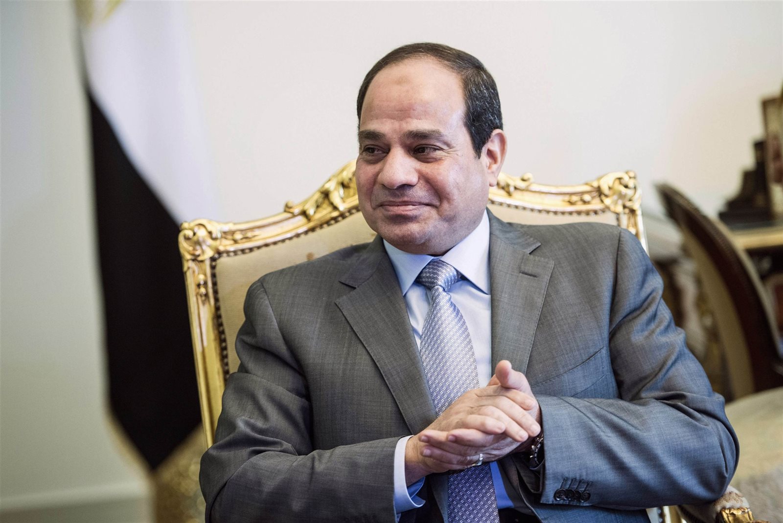 الرئيس عبد الفتاح السيسي الرئيس عبد الفتاح السيسي