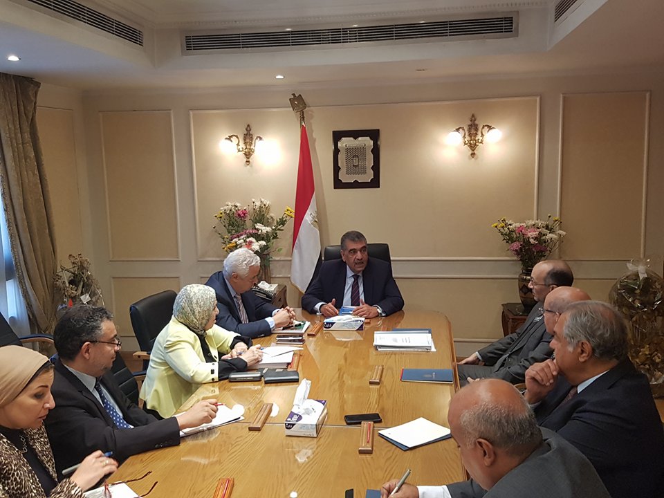 أشرف الشرقاوى وزير قطاع الأعمال العام أشرف الشرقاوى وزير قطاع الأعمال العام