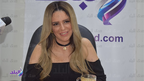 دنيا عبد العزيز دنيا عبد العزيز