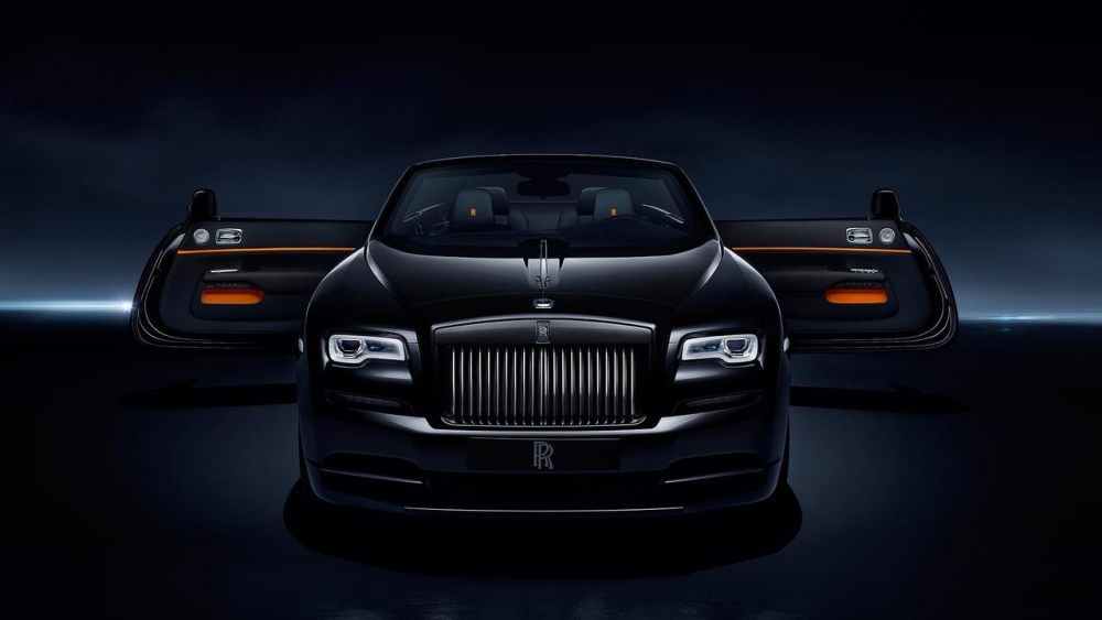 رولز رويس تكشف عن داون المكشوفة بنسخة Black Badge رولز رويس تكشف عن داون المكشوفة بنسخة Black Badge