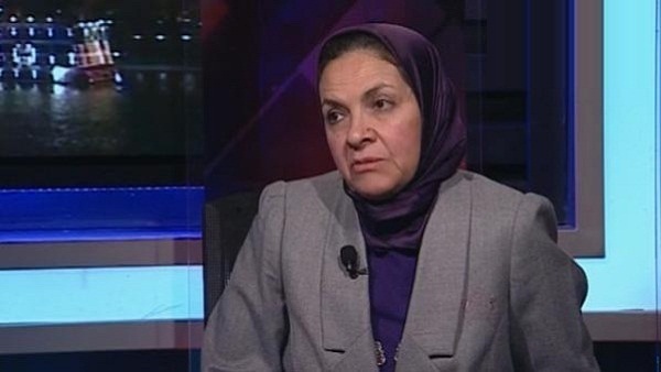 يمنى الحماقي