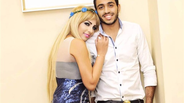 كهربا مع زوجته السابقة سارة خليفة كهربا مع زوجته السابقة سارة خليفة