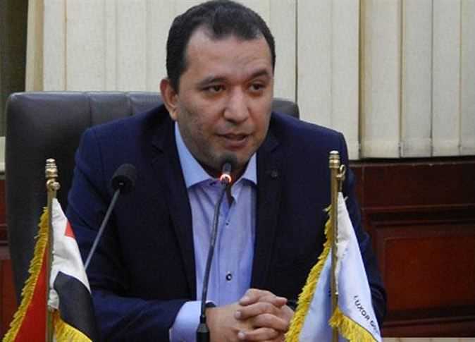 محافظ الأقصر محمد بدر محافظ الأقصر محمد بدر