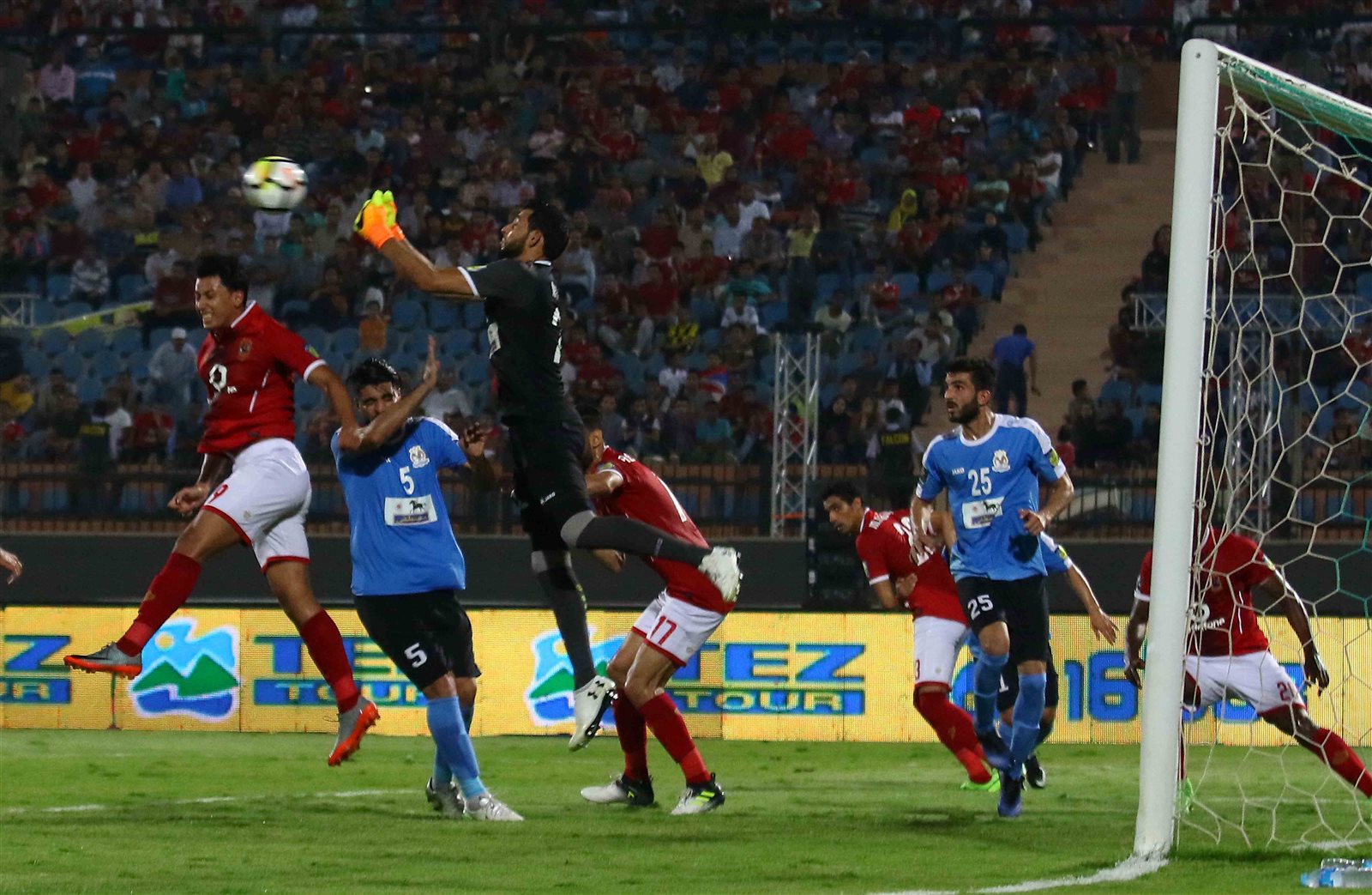 لاعبوا الاهلي 