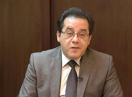 أيمن نور 