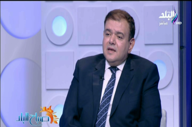 الدكتور عماد نبيل استاذ هندسة النقل والطرق والمرور