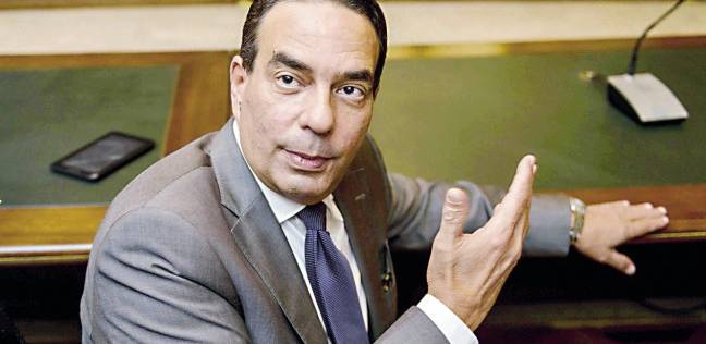  الدكتور أيمن أبوالعلا وكيل لجنة الصحة بمجلس النواب