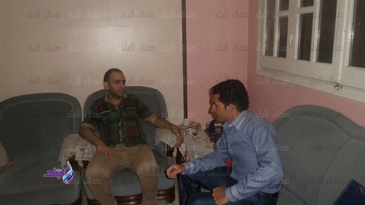 محرر صدى البلد مع أسرة القتيل محرر صدى البلد مع أسرة القتيل