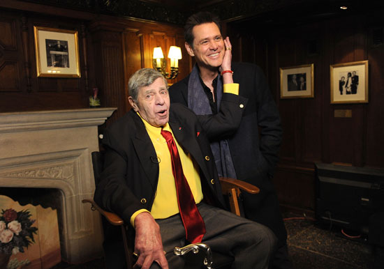 وفاة الممثل الأمريكي جيري لويس 