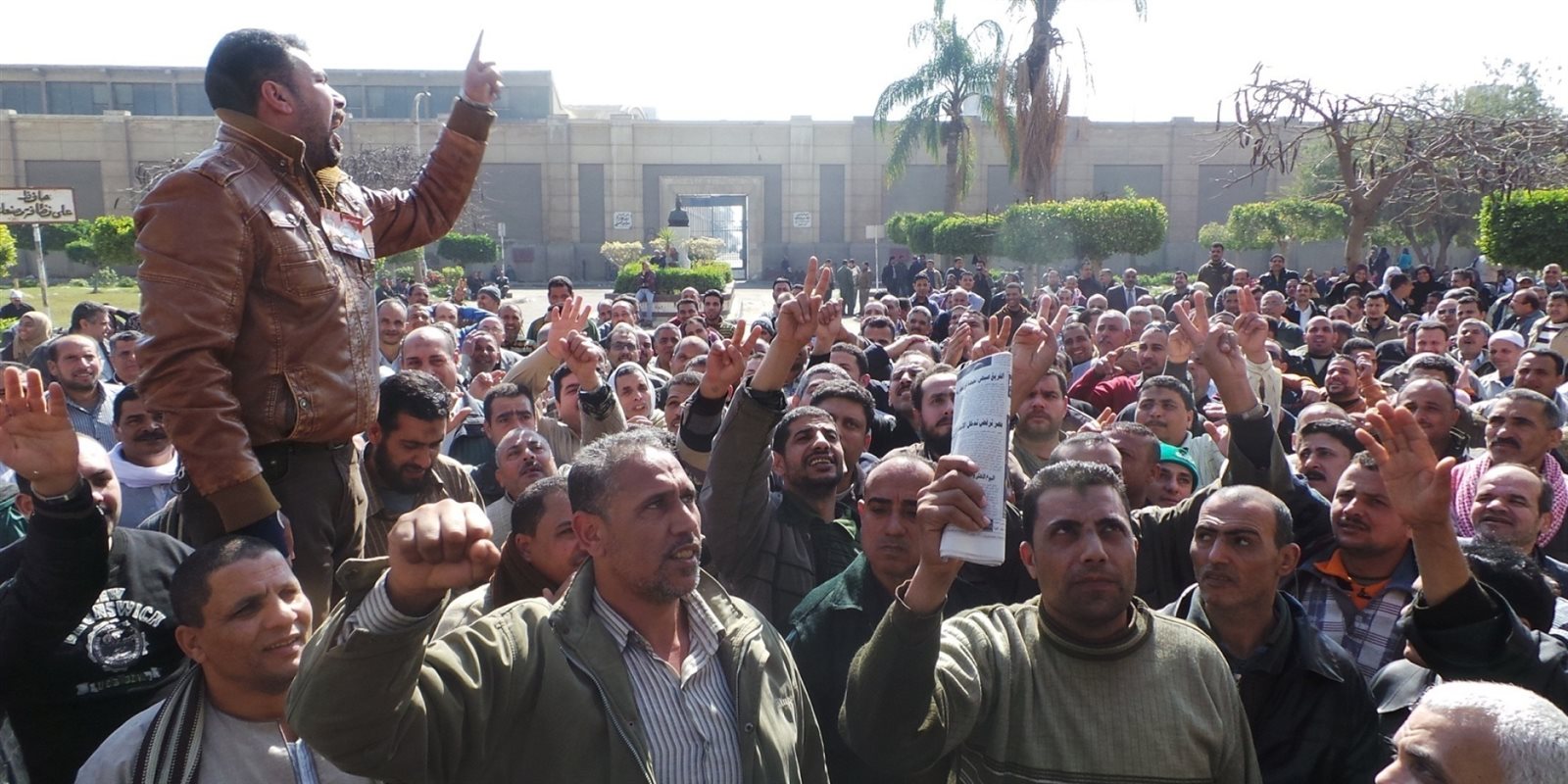  النقابة العامة للغزل والنسيج 