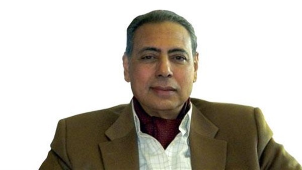 السفير أحمد القويسني مساعد وزير الخارجية الأسبق