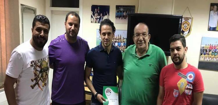 ابراهيم صلاح وسط مسئولي المقاولون 