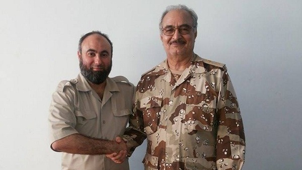الرميح مع قائد الجيش الليبي المشير حفتر