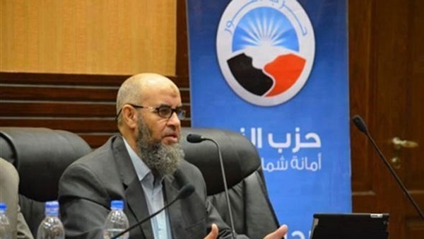 الدكتور يونس مخيون الدكتور يونس مخيون