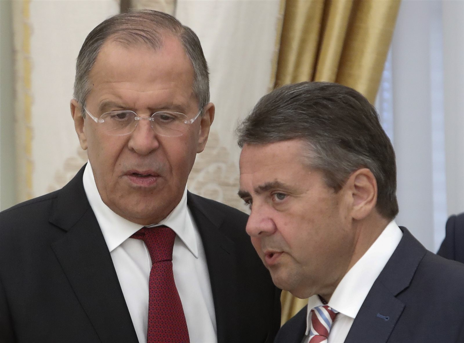  لافروف مع نظيره الألماني زيجمار جابرييل