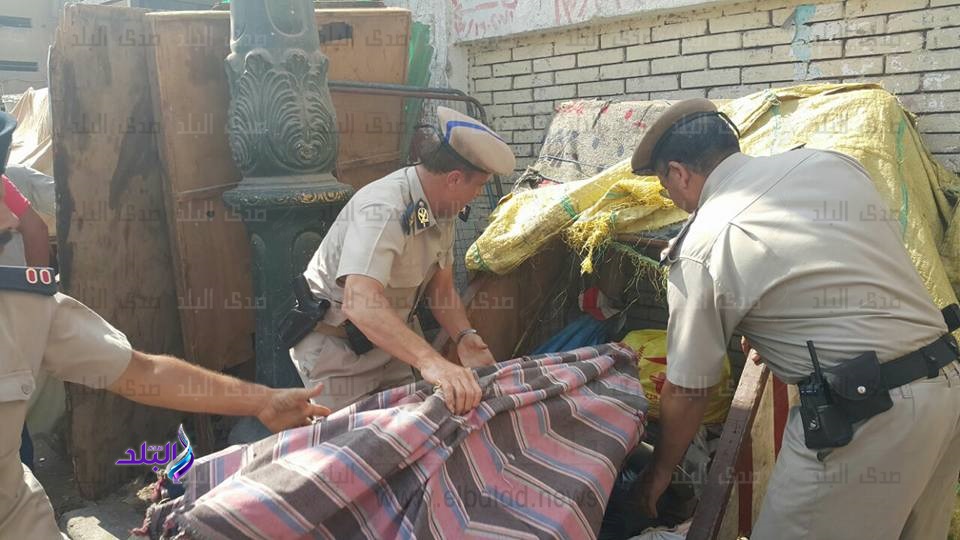 جانب من الحدث 