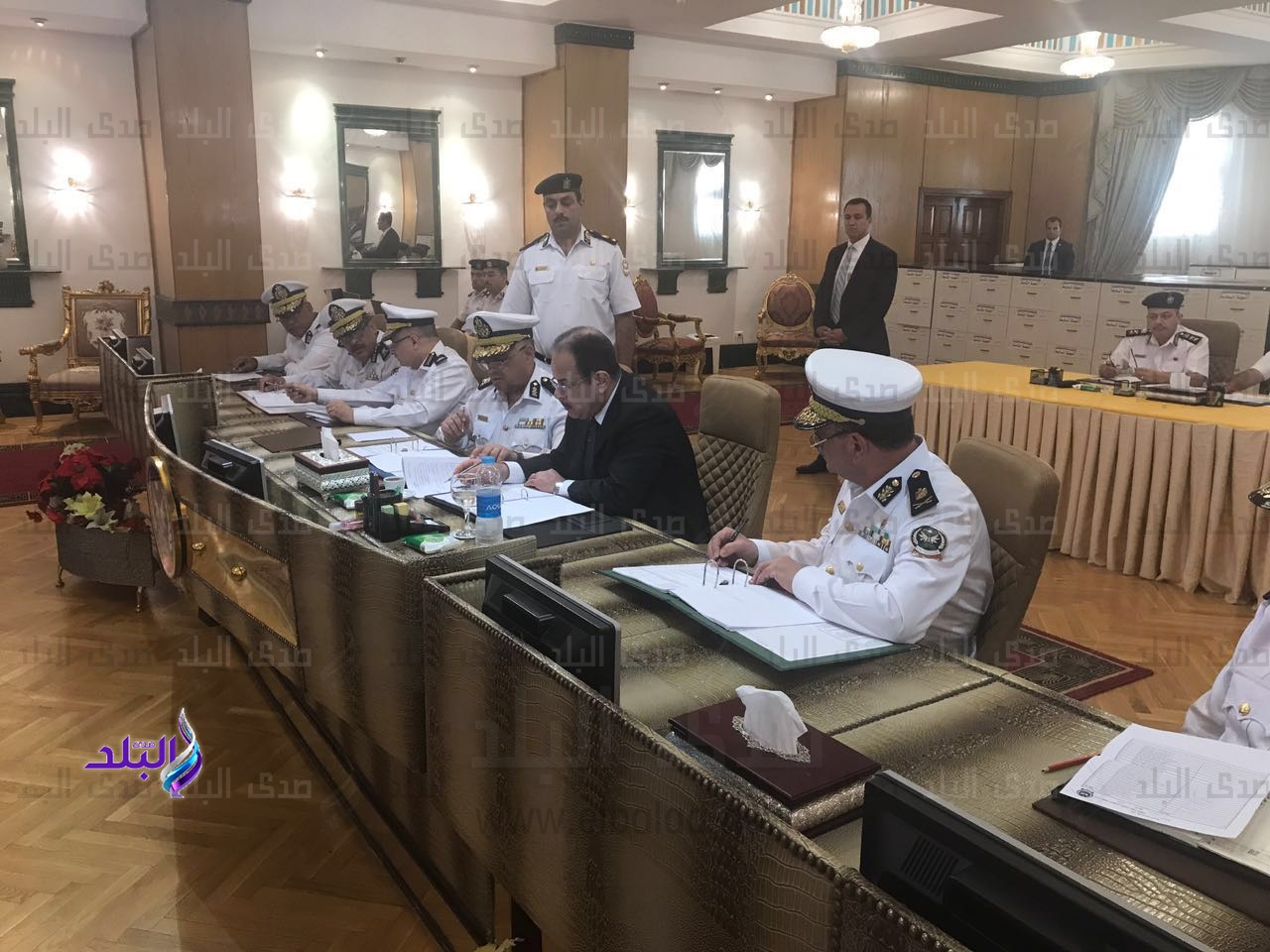 اللواء مجدى عبد الغفار وزير الداخلية اللواء مجدى عبد الغفار وزير الداخلية