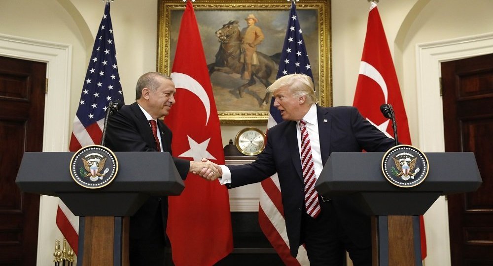 ترامب يشيد بإردوغان ترامب يشيد بإردوغان
