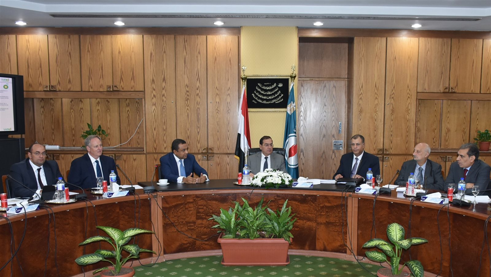 جانب من الاجتماع جانب من الاجتماع