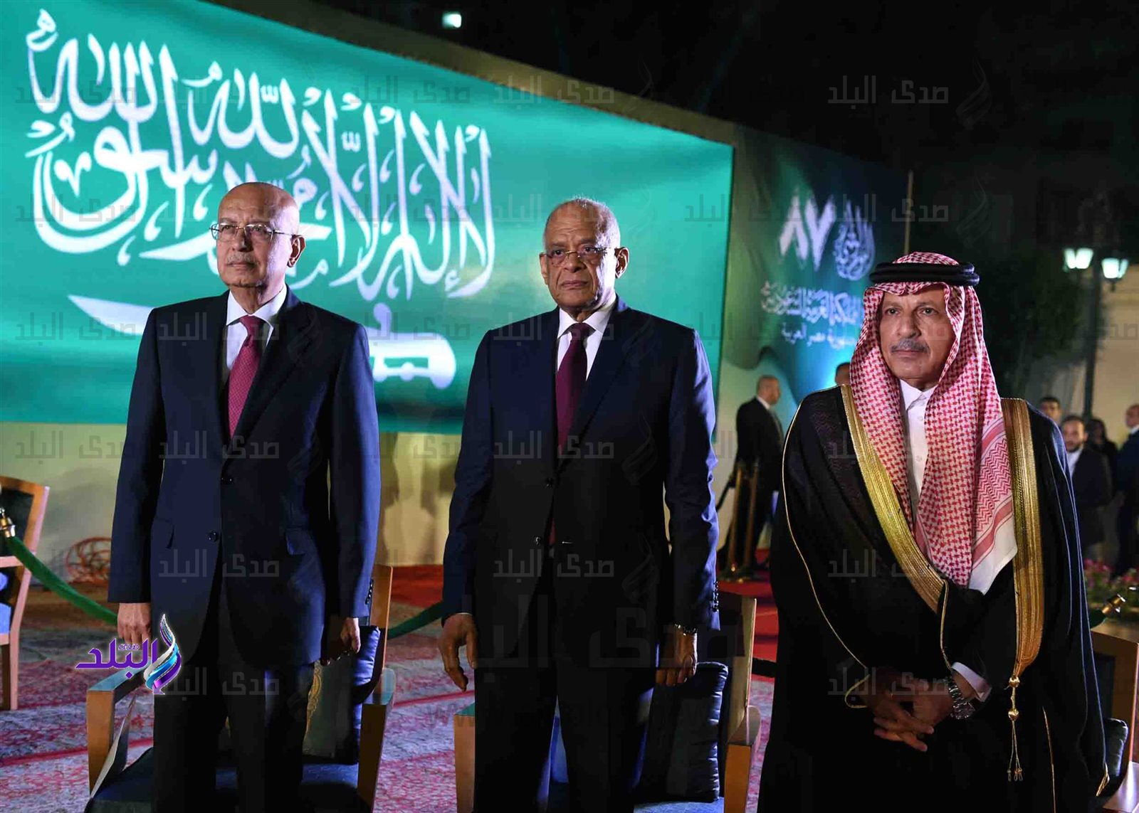 مشاركة رئيس الوزراء فى الاحتفالات مشاركة رئيس الوزراء فى الاحتفالات