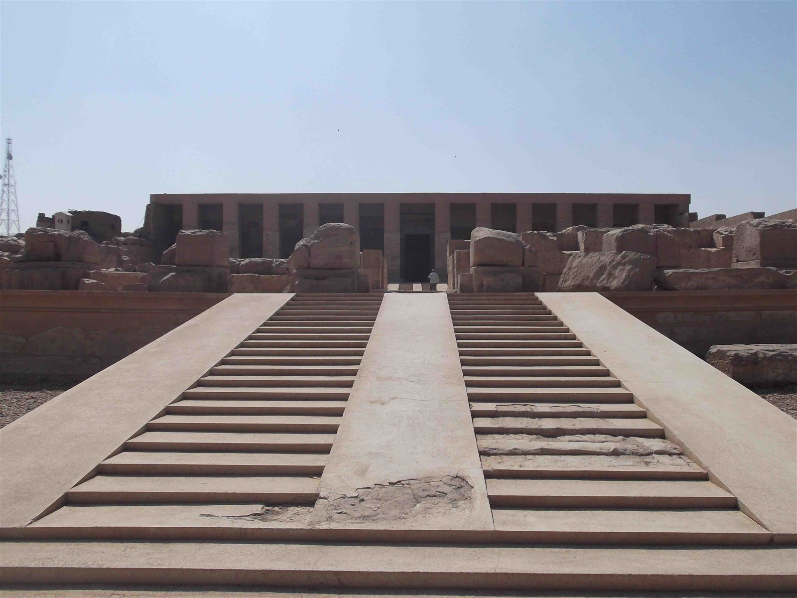 معبد ابيدوس بمدينة البلينا.. أرشيفية معبد ابيدوس بمدينة البلينا.. أرشيفية