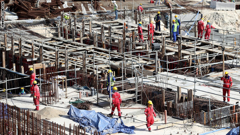 عمال منشآت مونديال 2022