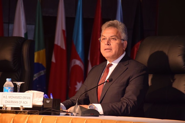 الوزير محمد عرفان خلال افتتاحه المؤتمر 