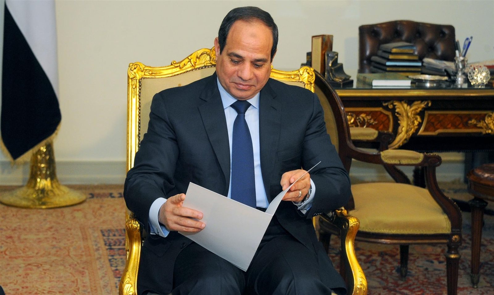 الرئيس عبد الفتاح السيسي الرئيس عبد الفتاح السيسي