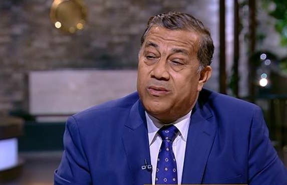 اللواء عادل ترك رئيس هيئة الطرق والكبارى