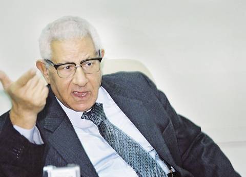 مكرم محمد أحمد