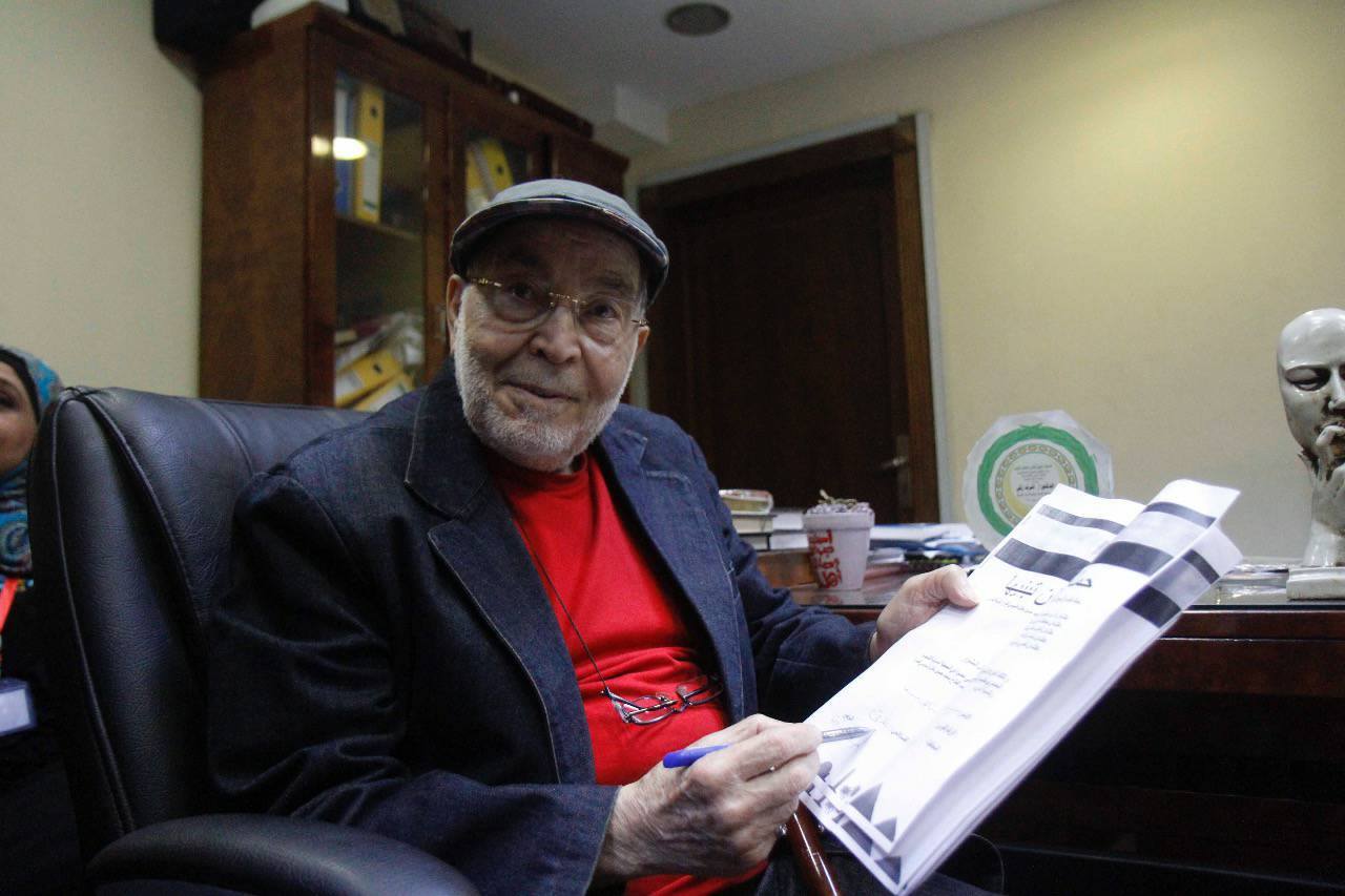 الفنان حسن يوسف 