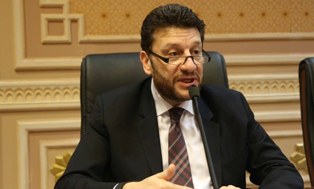 عمر المنير