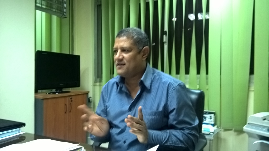 الدكتور أيمن خضارى-وكيل وزارة الصحة بقنا الدكتور أيمن خضارى-وكيل وزارة الصحة بقنا