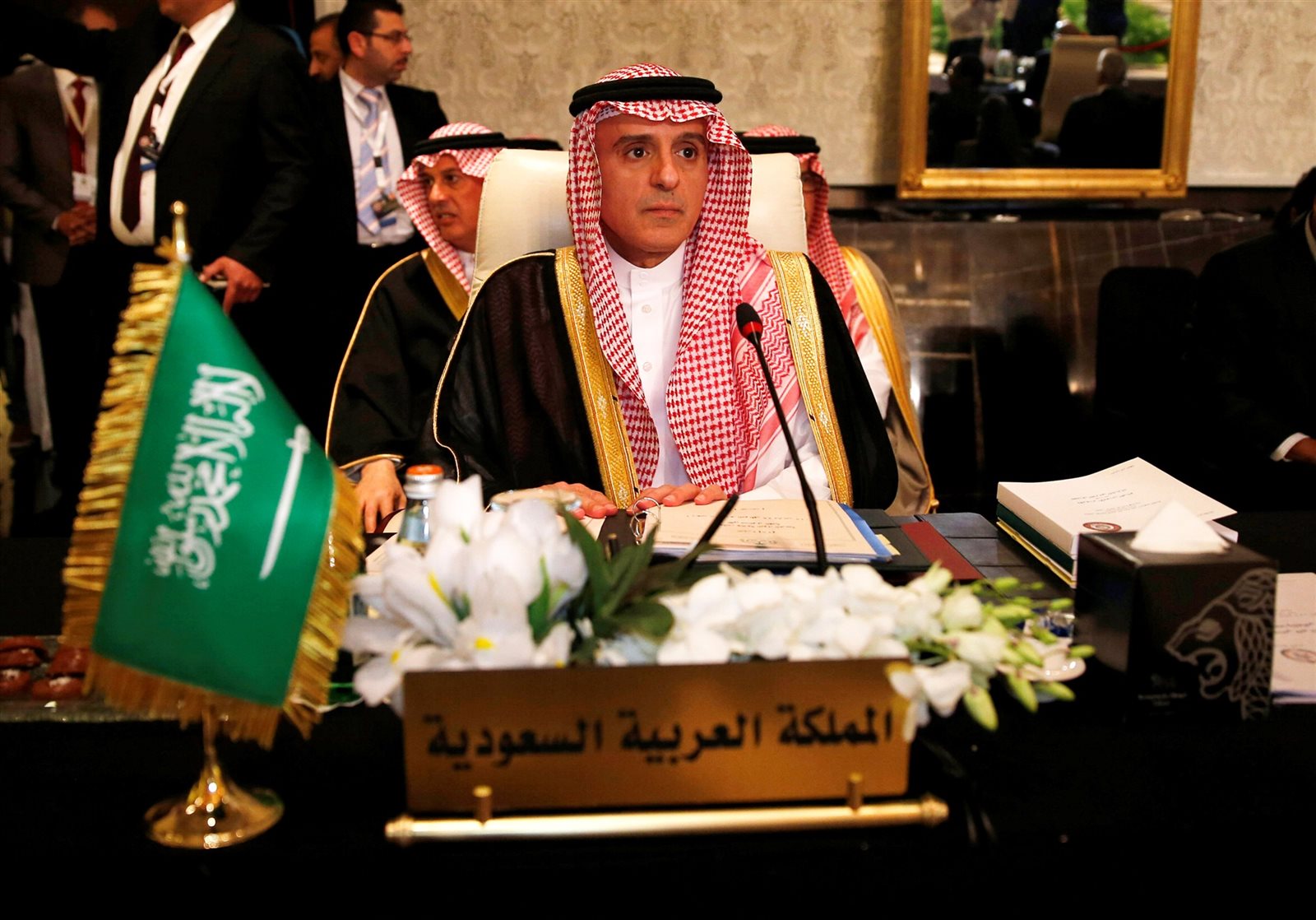 وزير الخارجية السعودي عادل الجبير ونظيره الفرنسي جان ايف لو وزير الخارجية السعودي عادل الجبير ونظيره الفرنسي جان ايف لو
