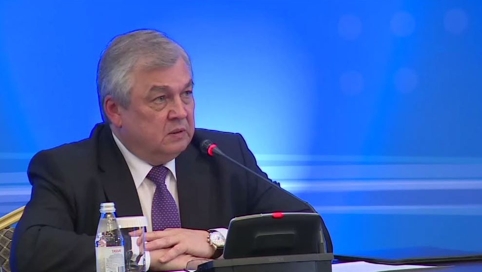  ألكسندر لافرينتيف 