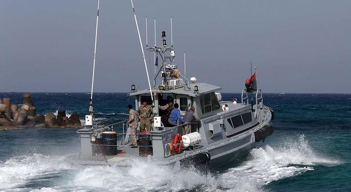  مقتل خمسة أشخاص على الأقل بعد غرق قارب يقل مهاجرين قبالة لي