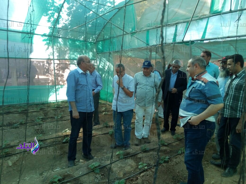  وزير الزراعة يعقد لقاء مفتوح مع المزارعين بمنطقة وادى الصعا