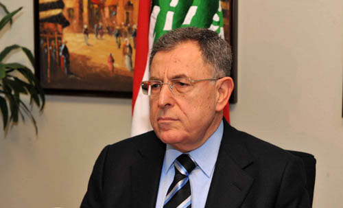  السنيورة: سعد الحريري سيعود إلى لبنان 