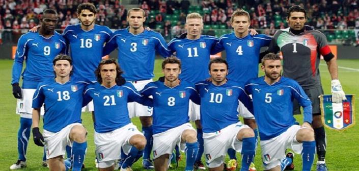 استعدادات منتخب الأتزوري لملاقاة السويد تتصدر عناوين الصحف استعدادات منتخب الأتزوري لملاقاة السويد تتصدر عناوين الصحف