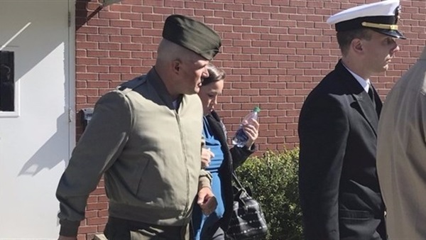 لجنة محلفين مكونة من 8 عسكريين في أمريكا 