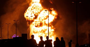 جانب من حريق أنبوب النفط