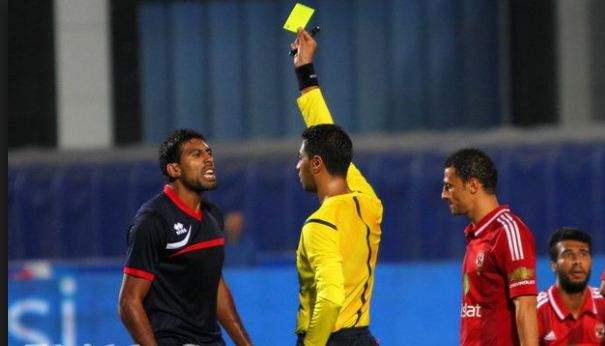 أمين عمر من مباراة الاهلي والنصر عام 2014.