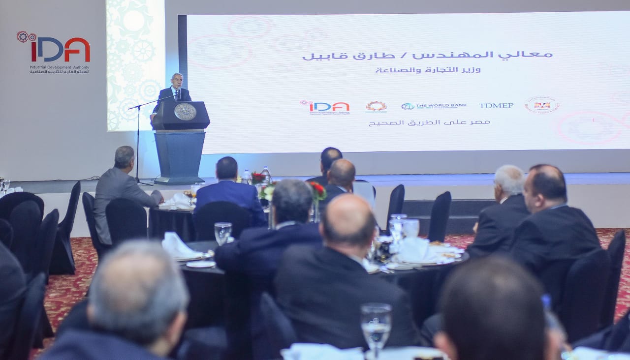 قابيل خلال المؤتمر 