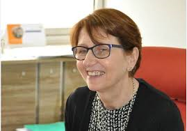 سفيرة فنلندا بالقاهرة لاورا كانسياس