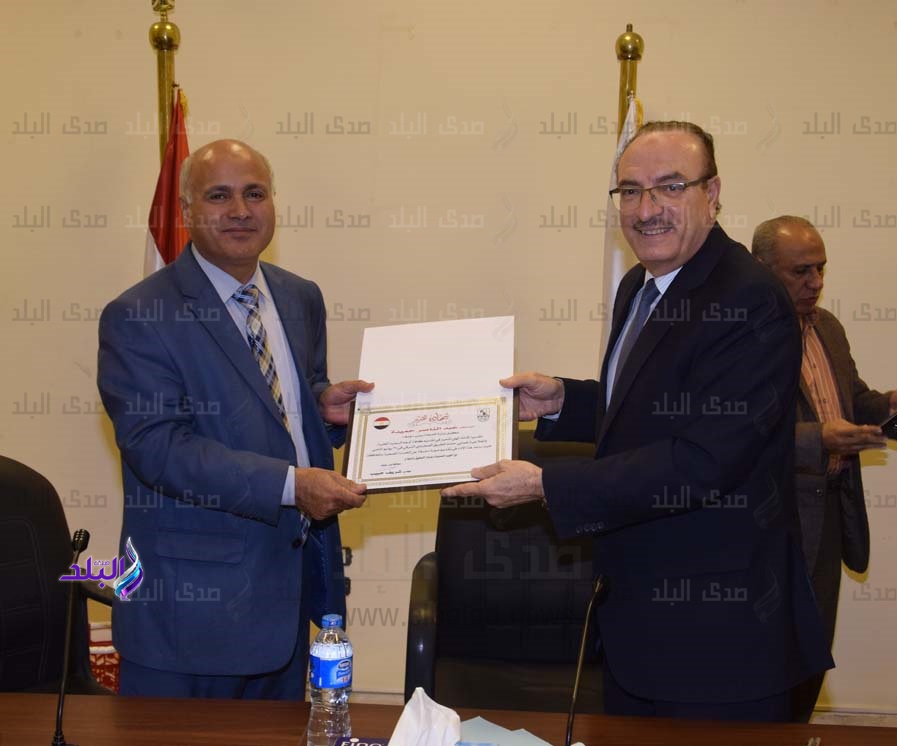 جانب من الحدث 