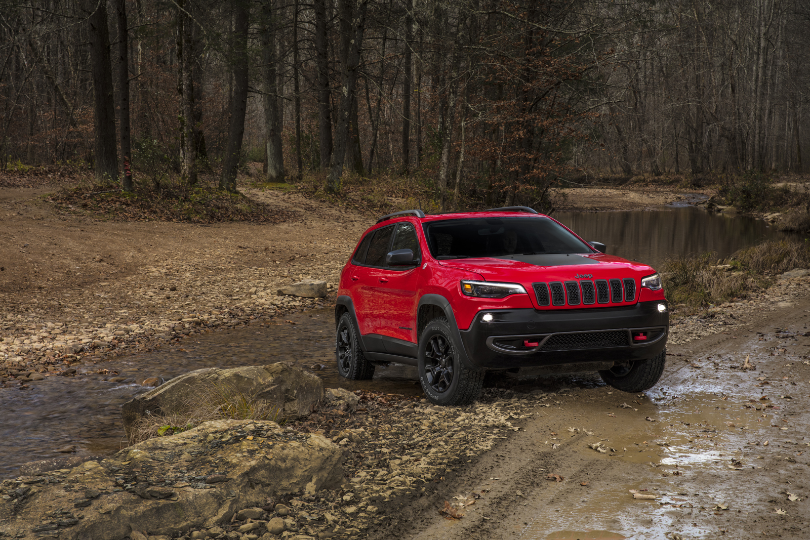 Jeep تكشف عن صور Cherokee 2019 وتتلافى إنتقادات 2018