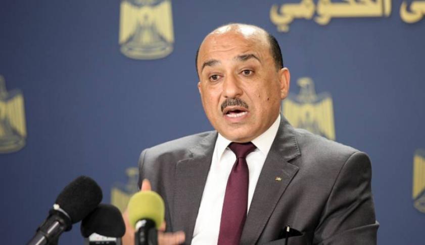  الدكتور مفيد الحساينة، وزير الأشغال العامة والإسكان الفلسطي